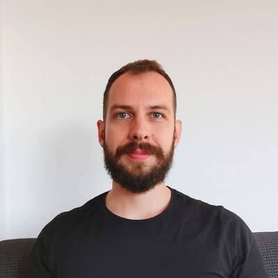 Balázs Nagy - Master leather craftsman working on handmade belts